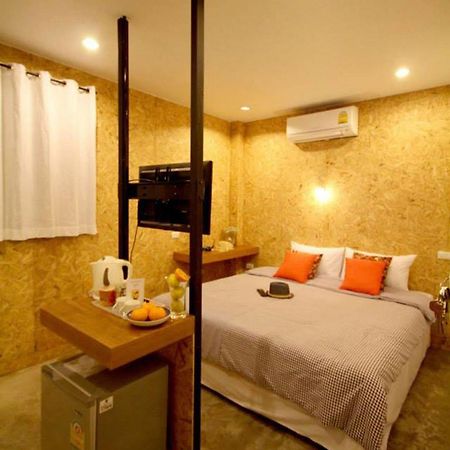 Mbed Phuket Hostel Екстериор снимка